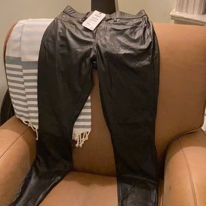 Hue faux leather leggings